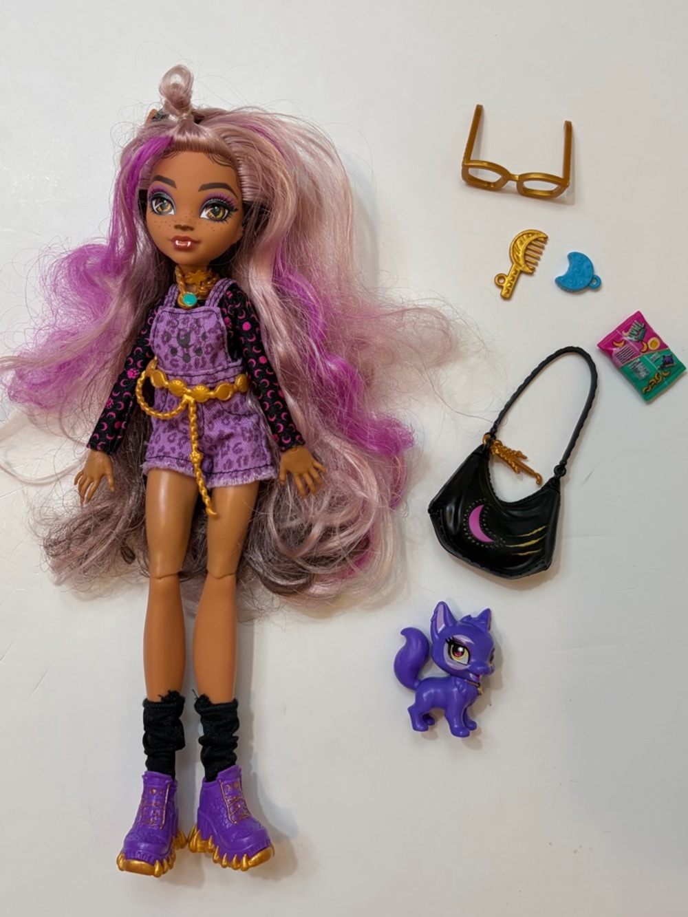 Monster High Clawdeen Wolf Doll in Signature Look with Accessories